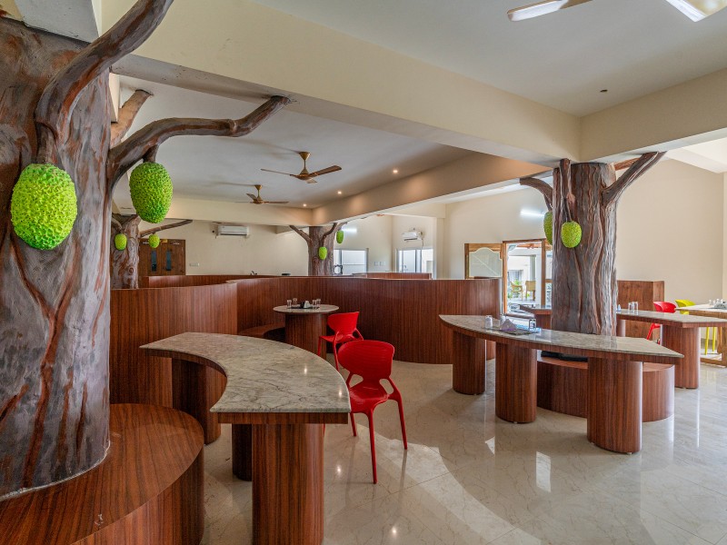 Garden tea and snack seating at MSB Silver Spring Resort